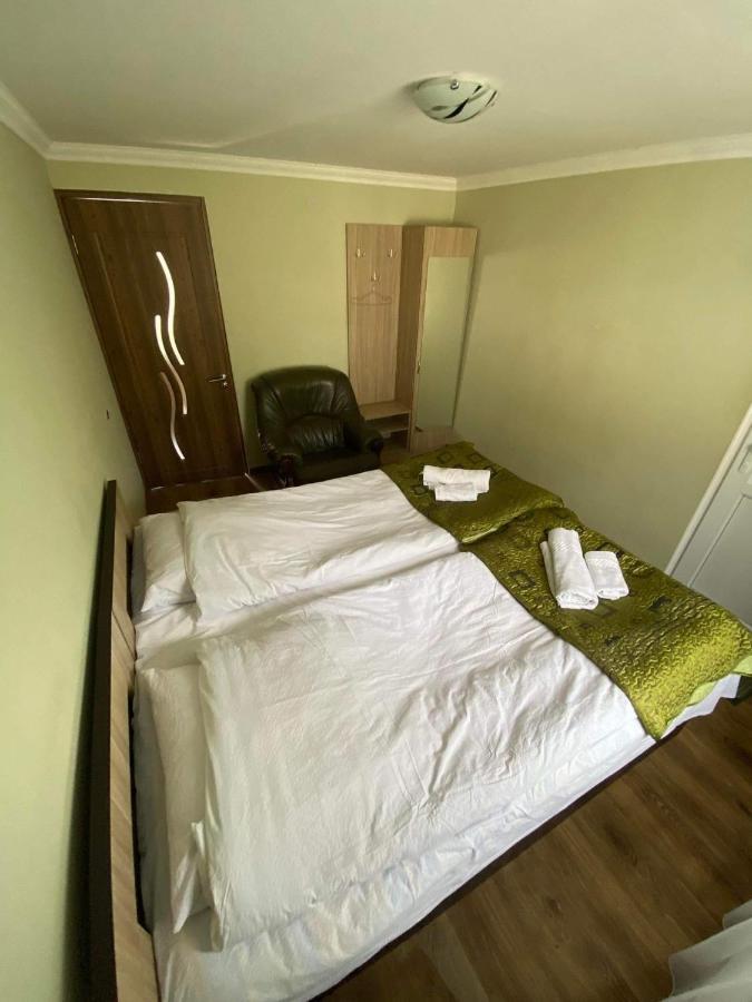 Nino'S Guest House Kazbegi Dış mekan fotoğraf